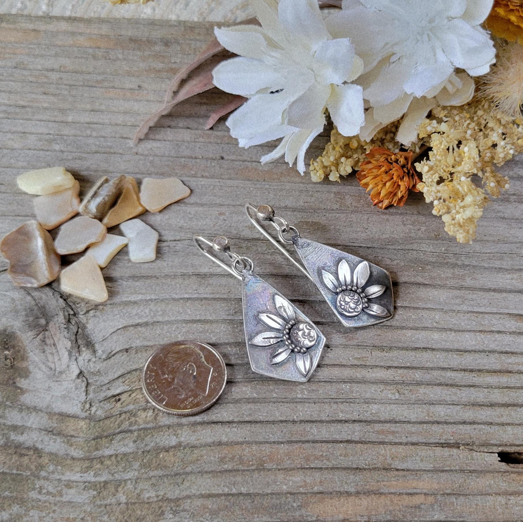 Silver Sunflower Earrings - sterling silver, handmade, hand crafted, kite, botanical, flower, silver dangles, lightweight, beautiful gift