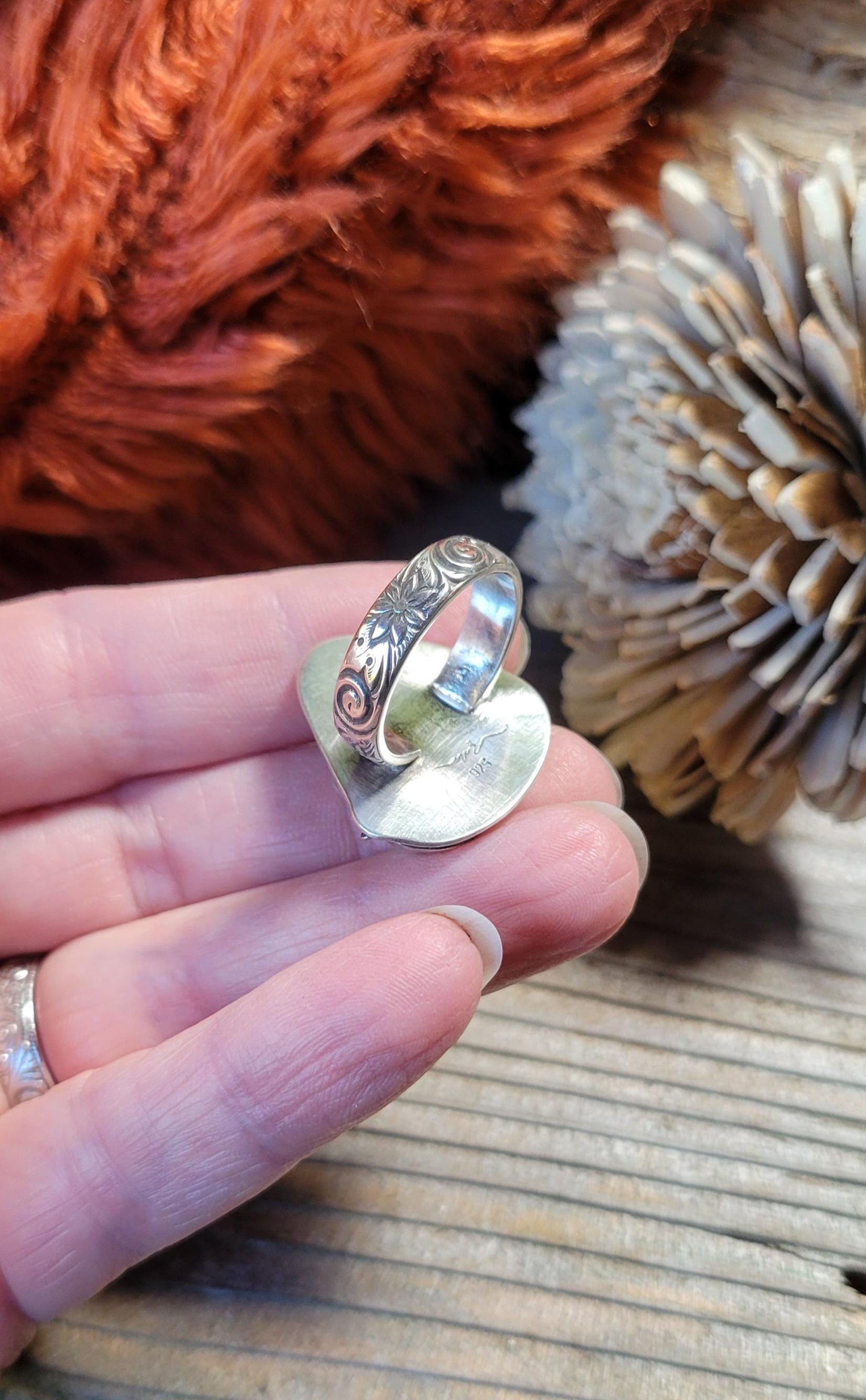 Natural Green Hubei Turquoise Ring sterling silver, handmade, leaf, leaves, botanical, floral vine shank, natural stone, Size 7.25 USA