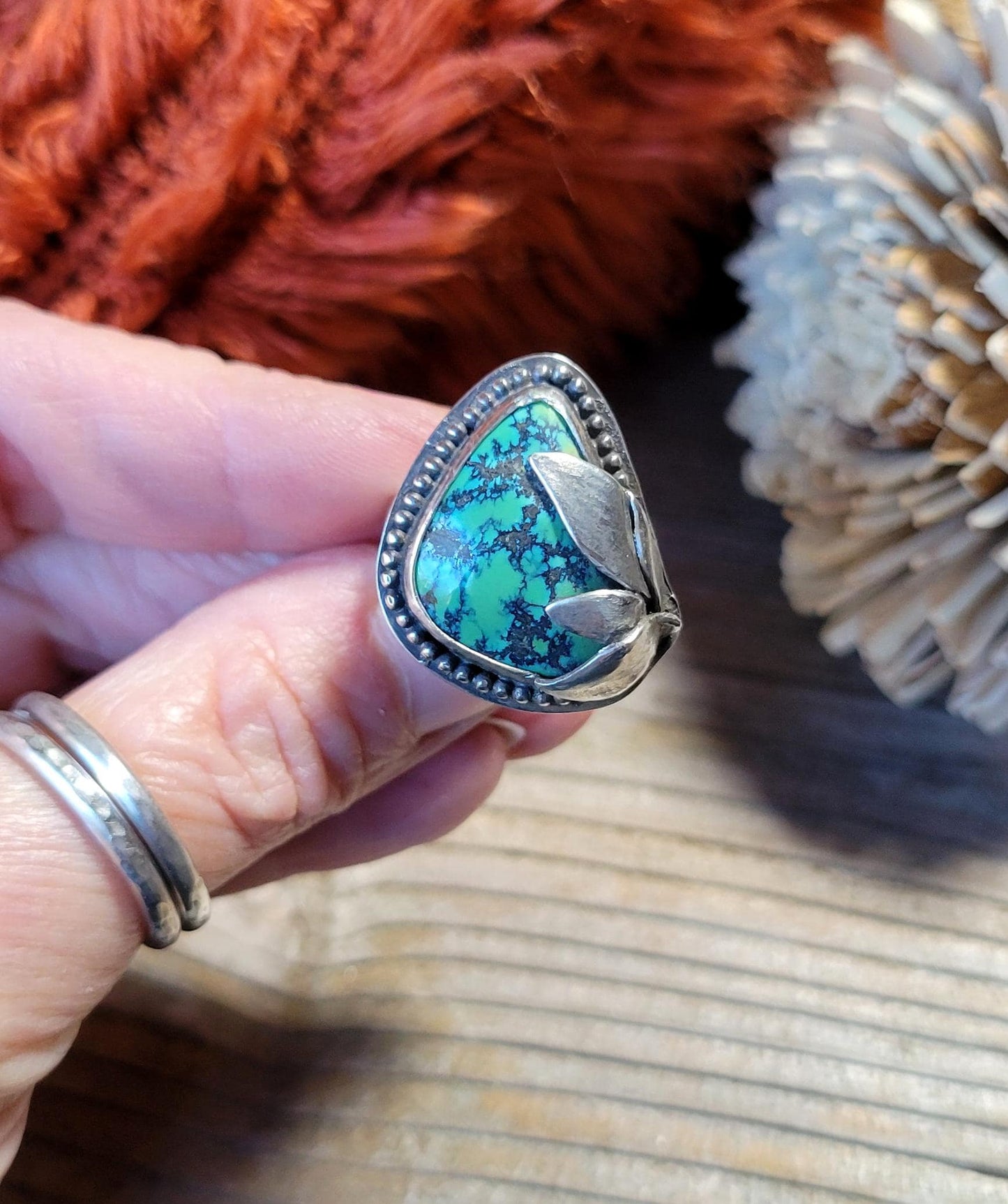 Natural Green Hubei Turquoise Ring sterling silver, handmade, leaf, leaves, botanical, floral vine shank, natural stone, Size 7.25 USA