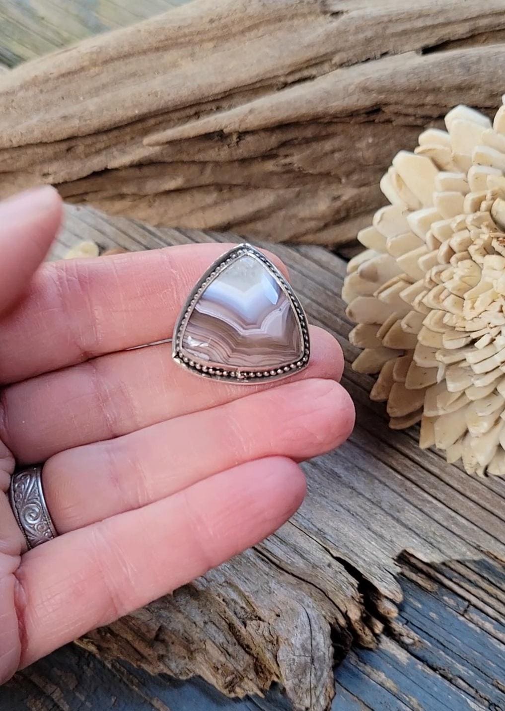 Lugana Lace Ripple Wave Pony Tail Holder - handmade, hair accessory, sterling silver, cream, white, beige, natural agate stone, unique gift