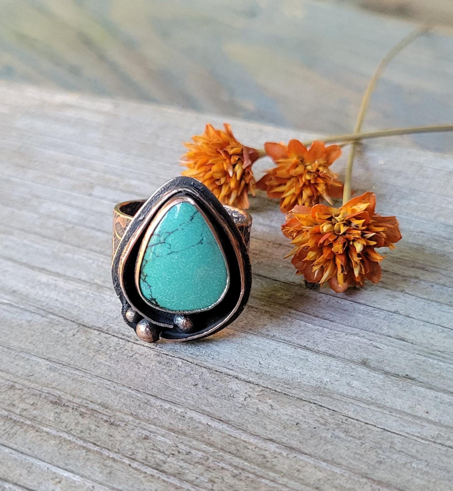 Green Hubei Turquoise Copper Ring - handmade, antiqued hammered copper, rugged, solid, beautiful gift, Size 7.5 USA