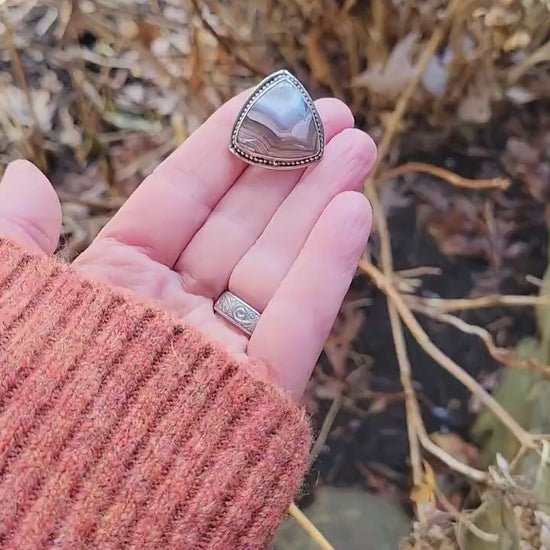 Lugana Lace Ripple Wave Pony Tail Holder - handmade, hair accessory, sterling silver, cream, white, beige, natural agate stone, unique gift